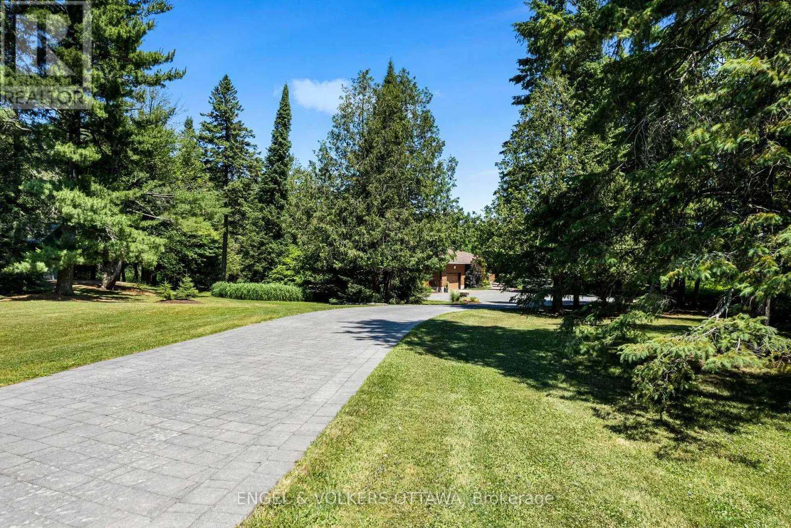 656 SPRUCE RIDGE ROAD