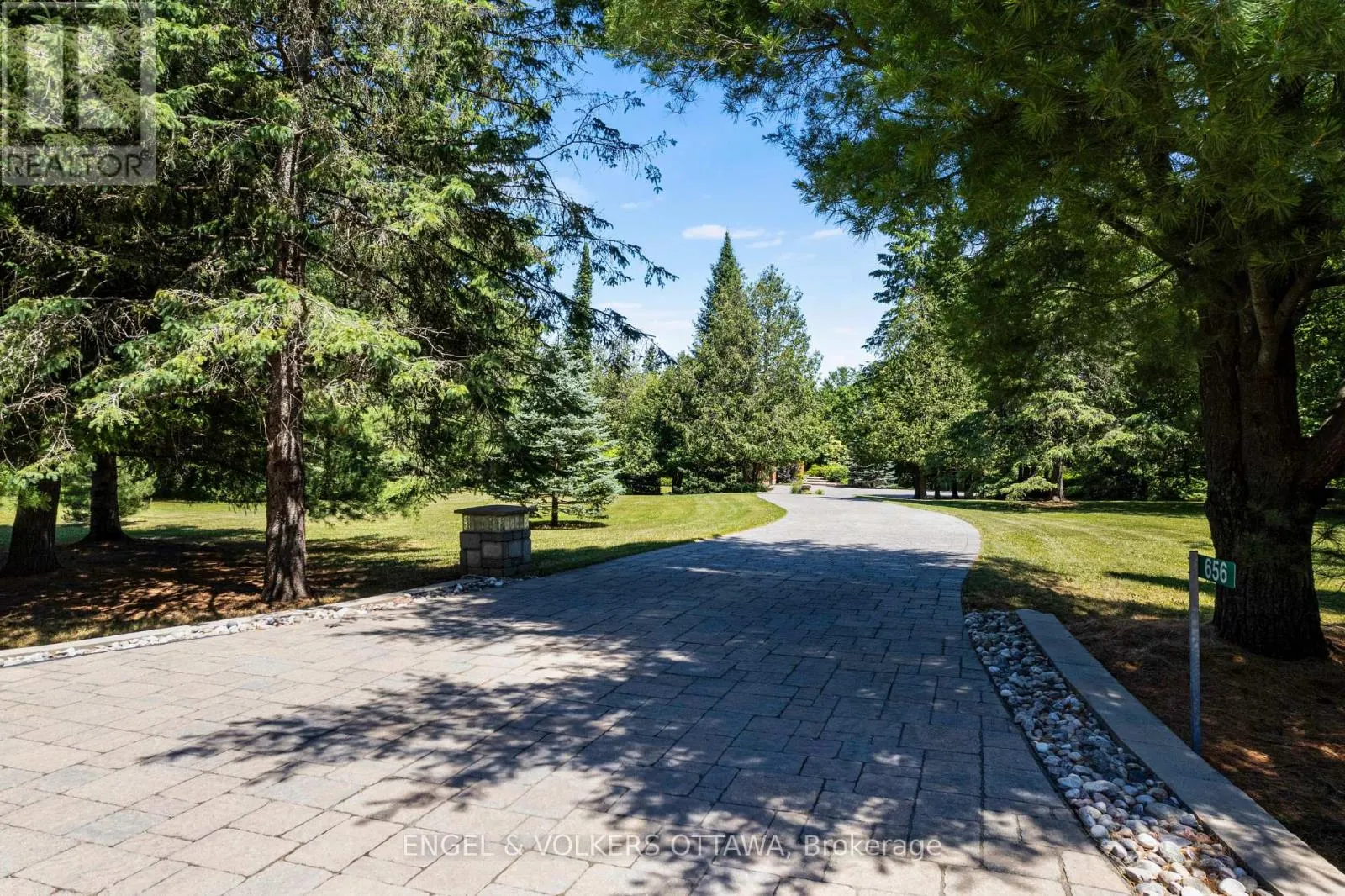 656 SPRUCE RIDGE ROAD
