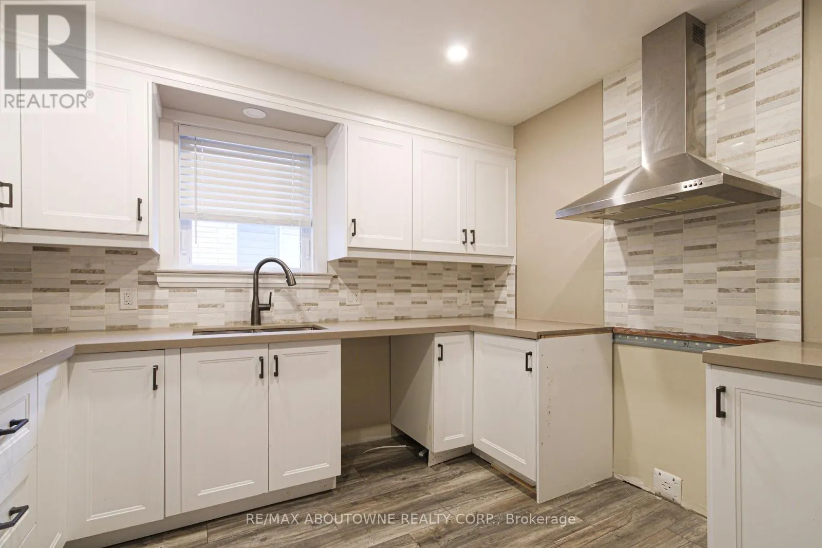 201 BOW VALLEY DRIVE