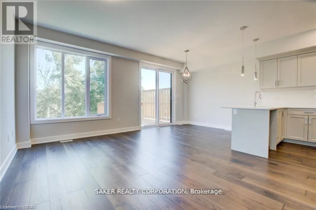 58 - 601 LIONS PARK DRIVE, #58