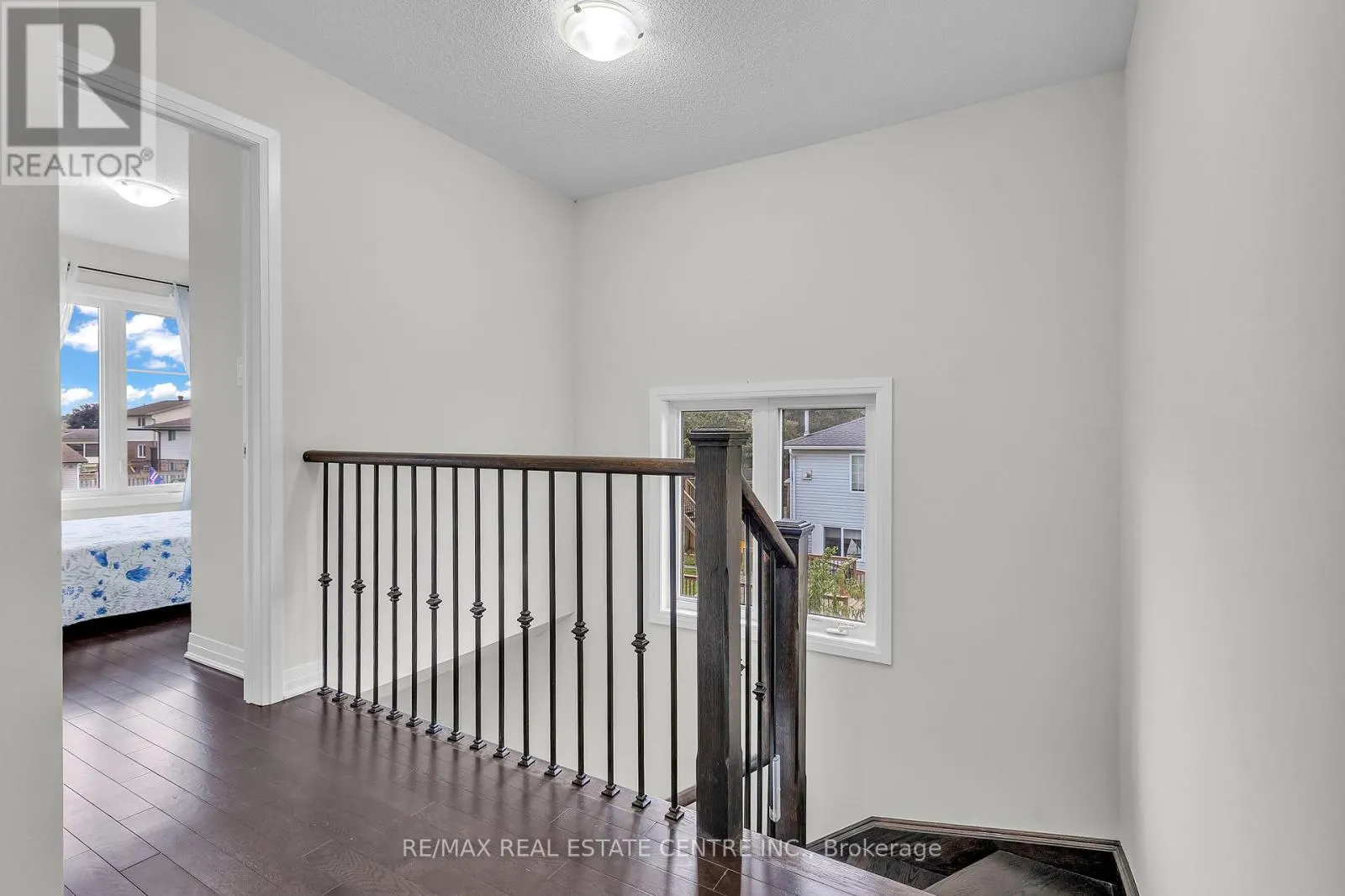 4 SLATER STREET