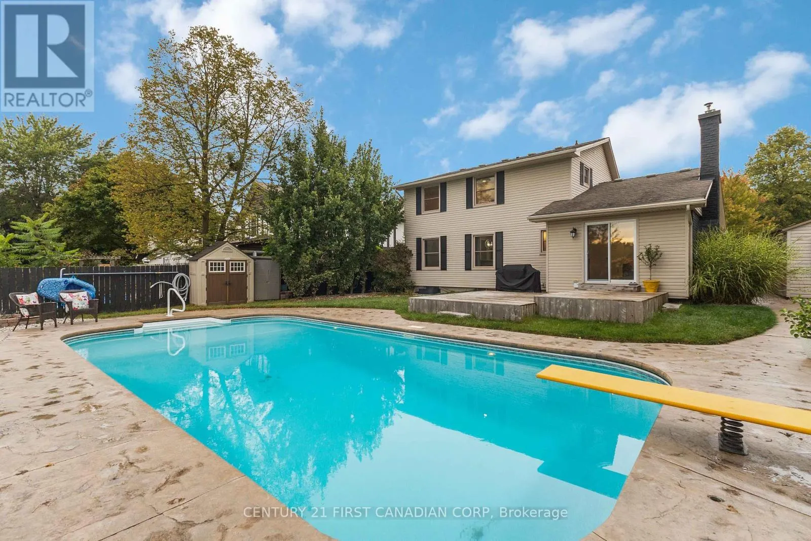 927 FARNHAM ROAD