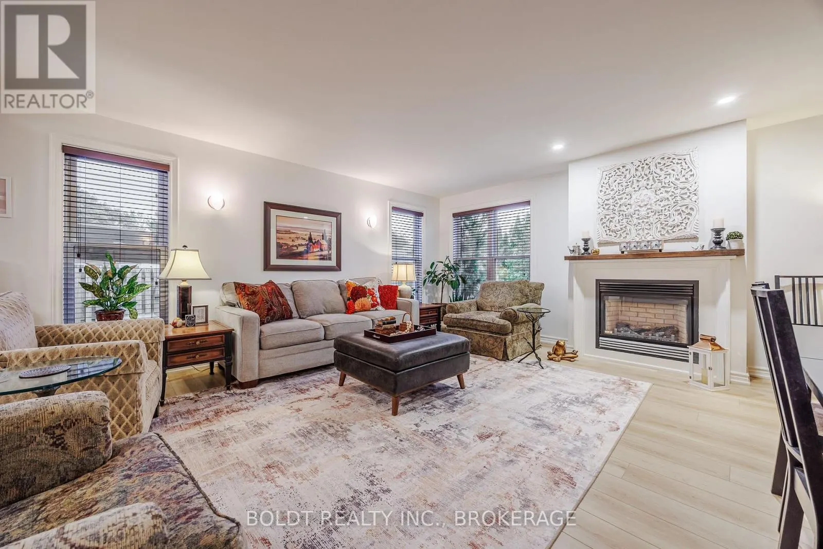 25 NEPTUNE DRIVE