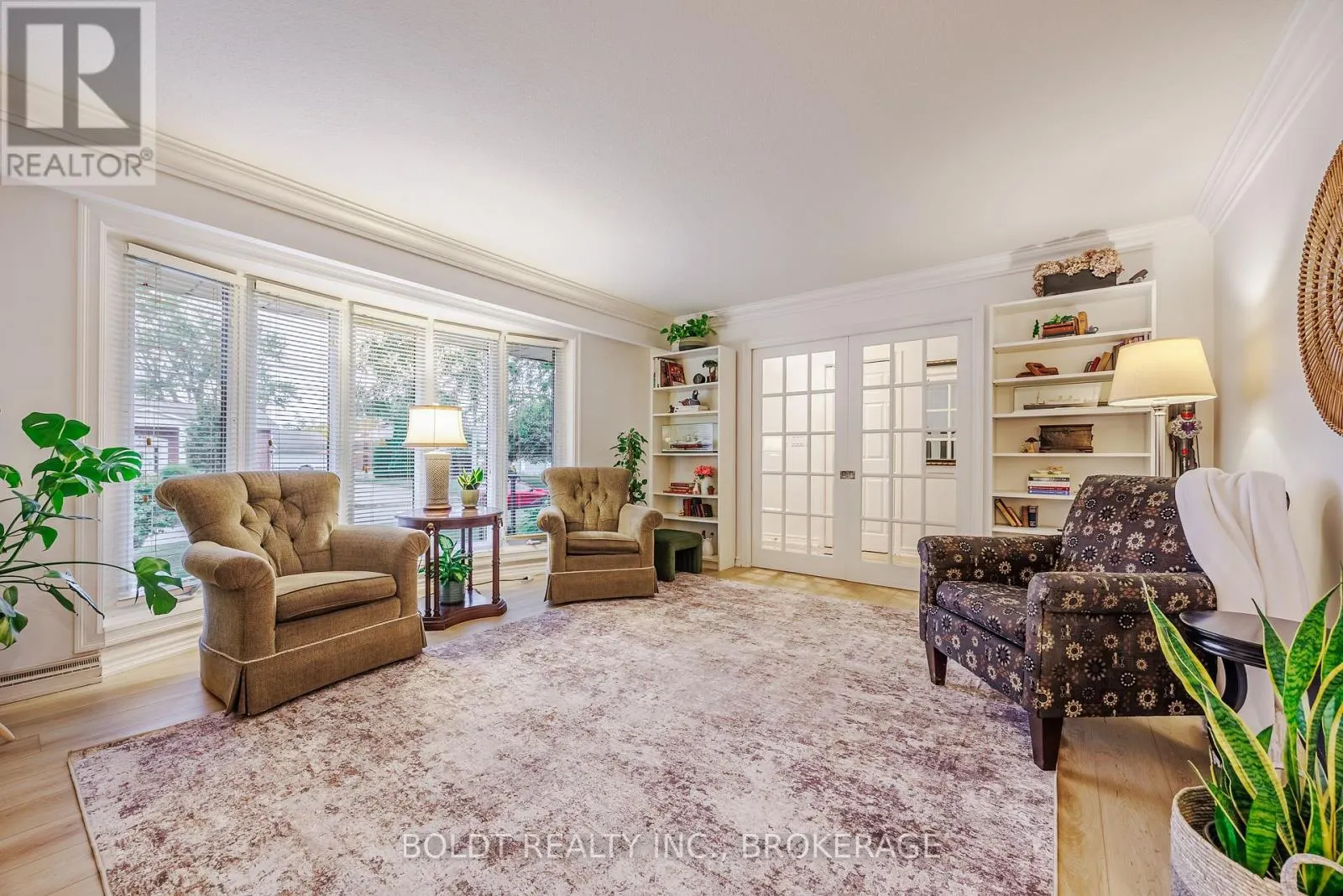 25 NEPTUNE DRIVE