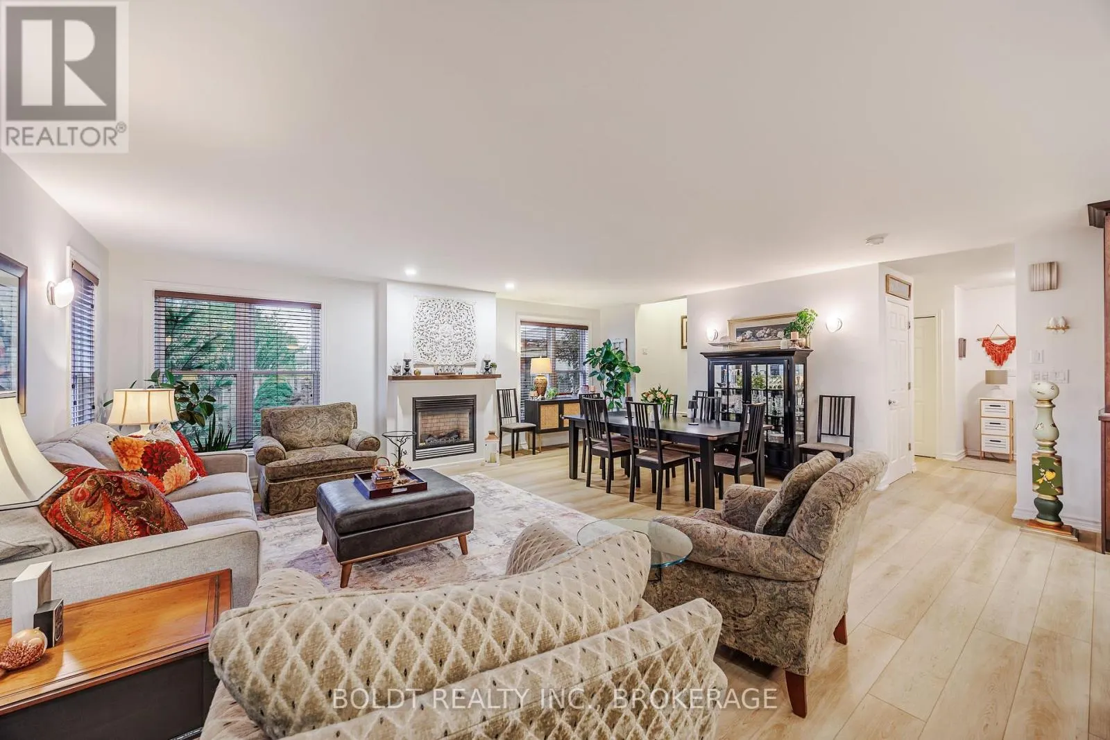 25 NEPTUNE DRIVE