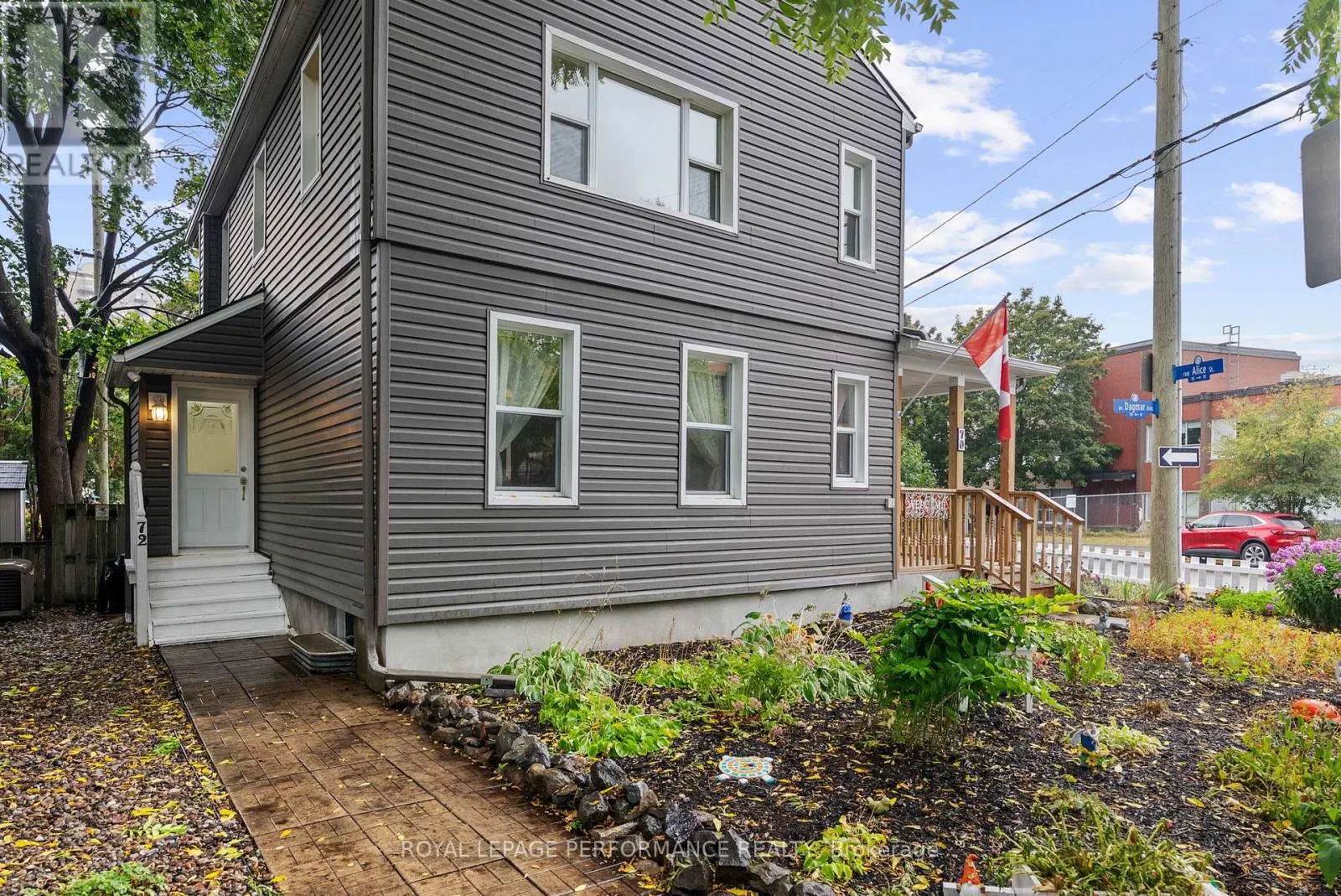 72 DAGMAR AVENUE