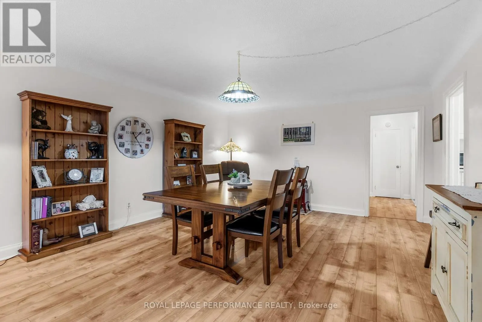 72 DAGMAR AVENUE