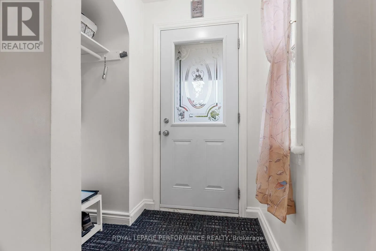 72 DAGMAR AVENUE
