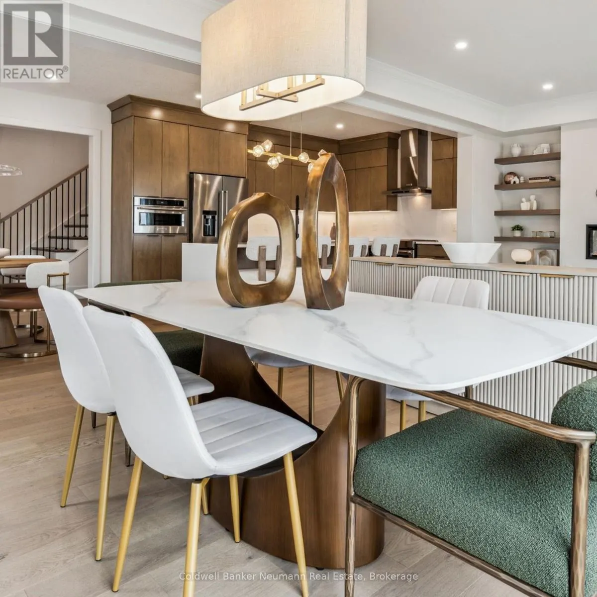 533 ANTON CRESCENT