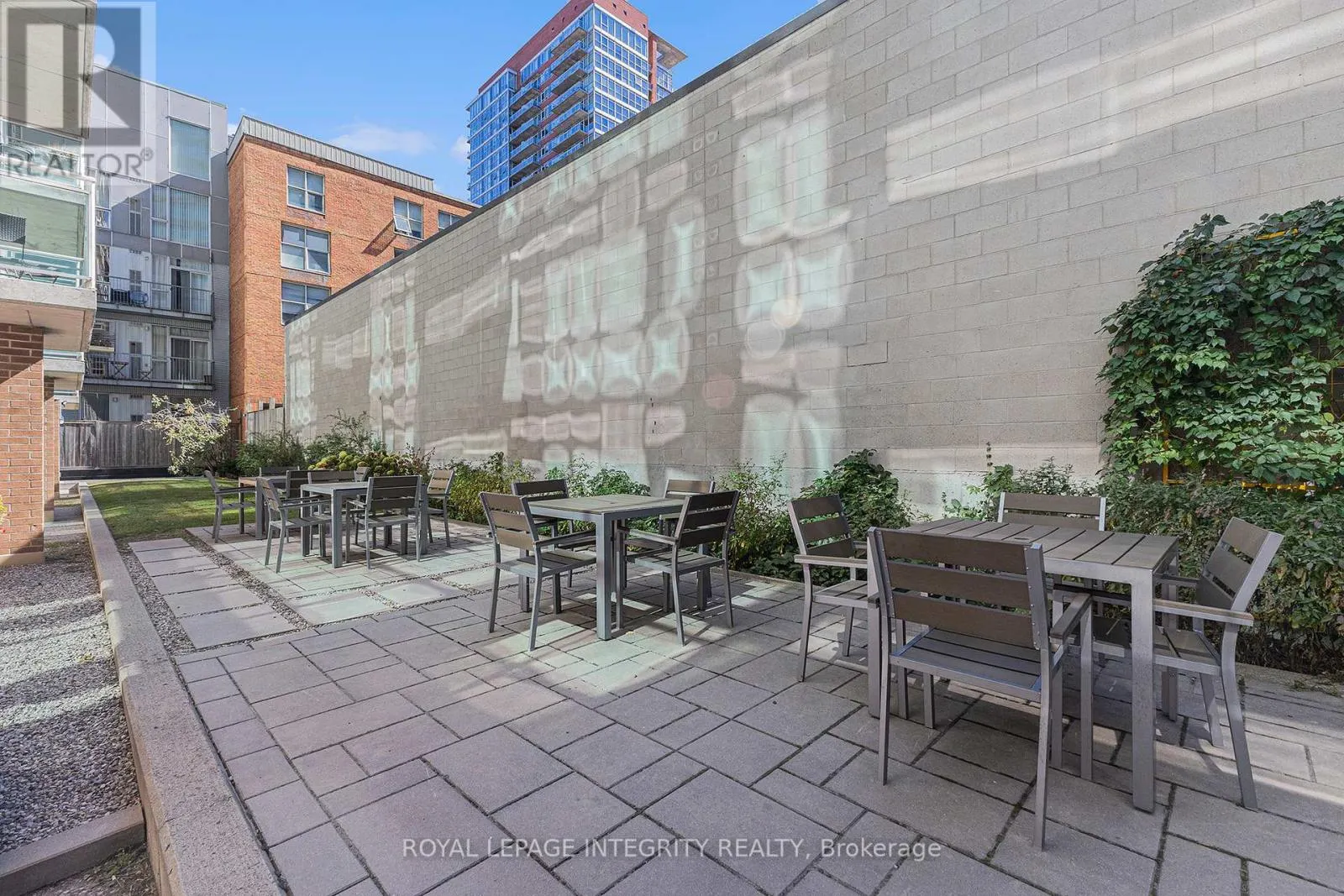 1A - 150 YORK STREET