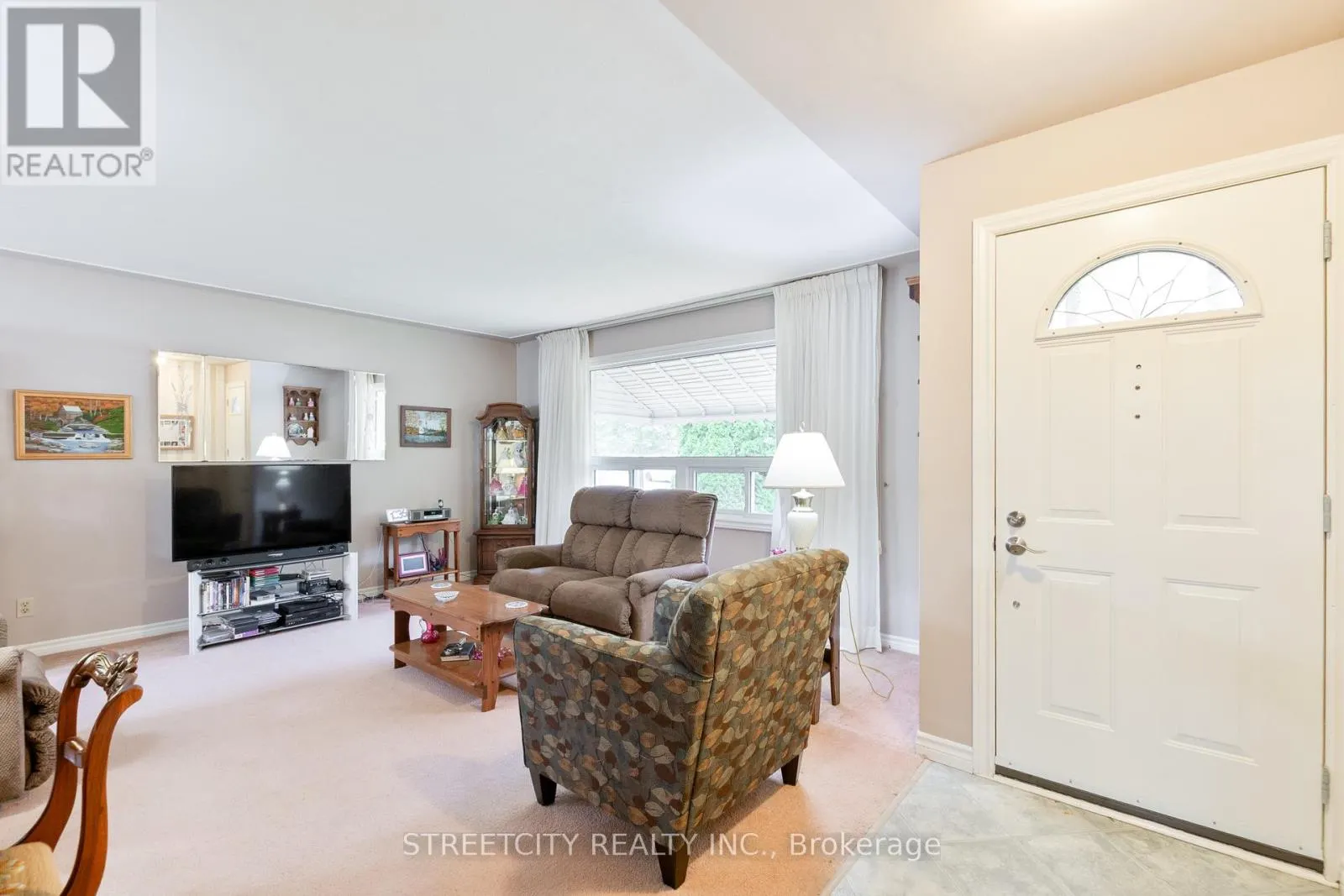 584 KNIGHTS HILL ROAD N