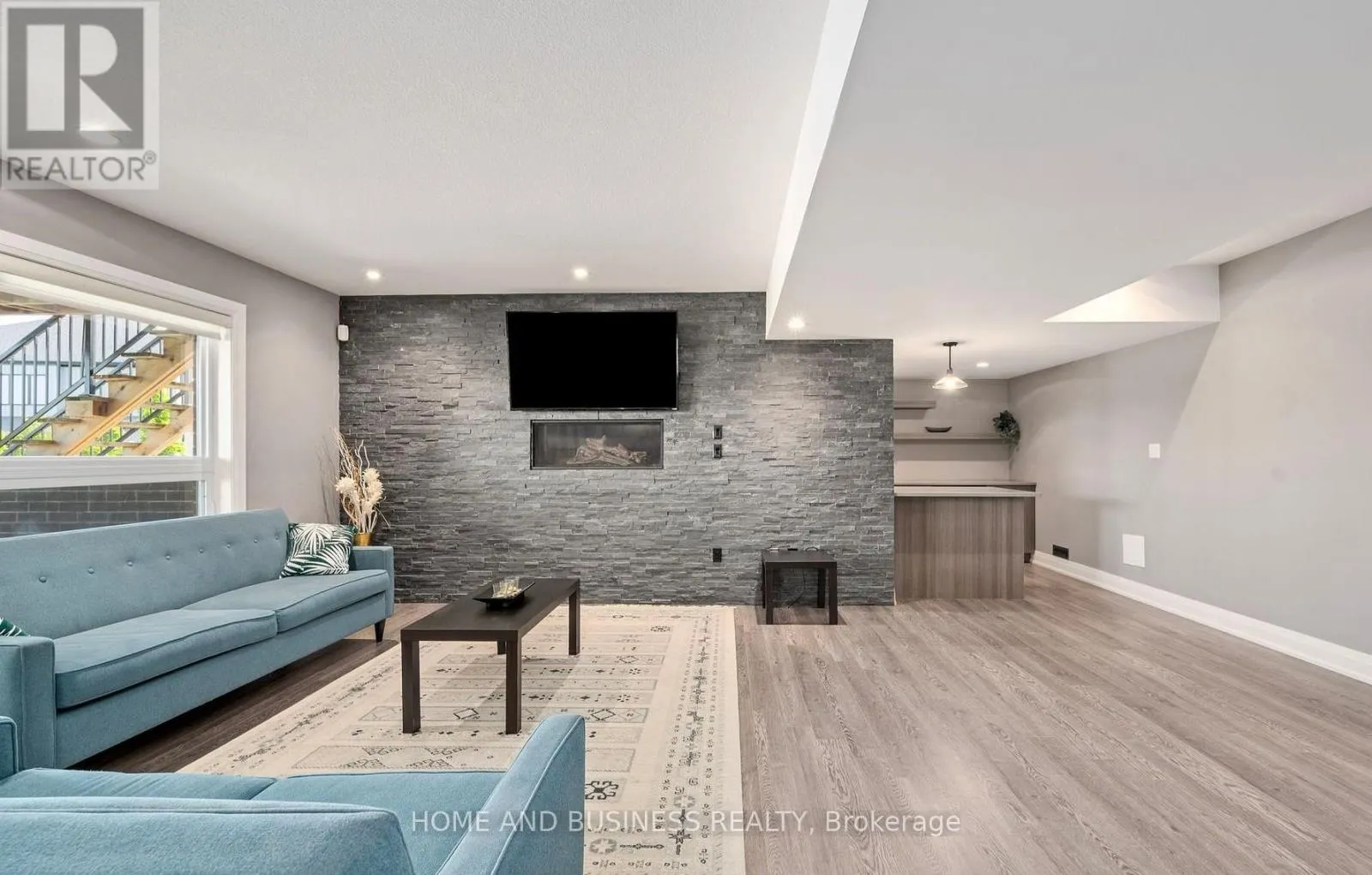 1010 LONGWORTH ROAD
