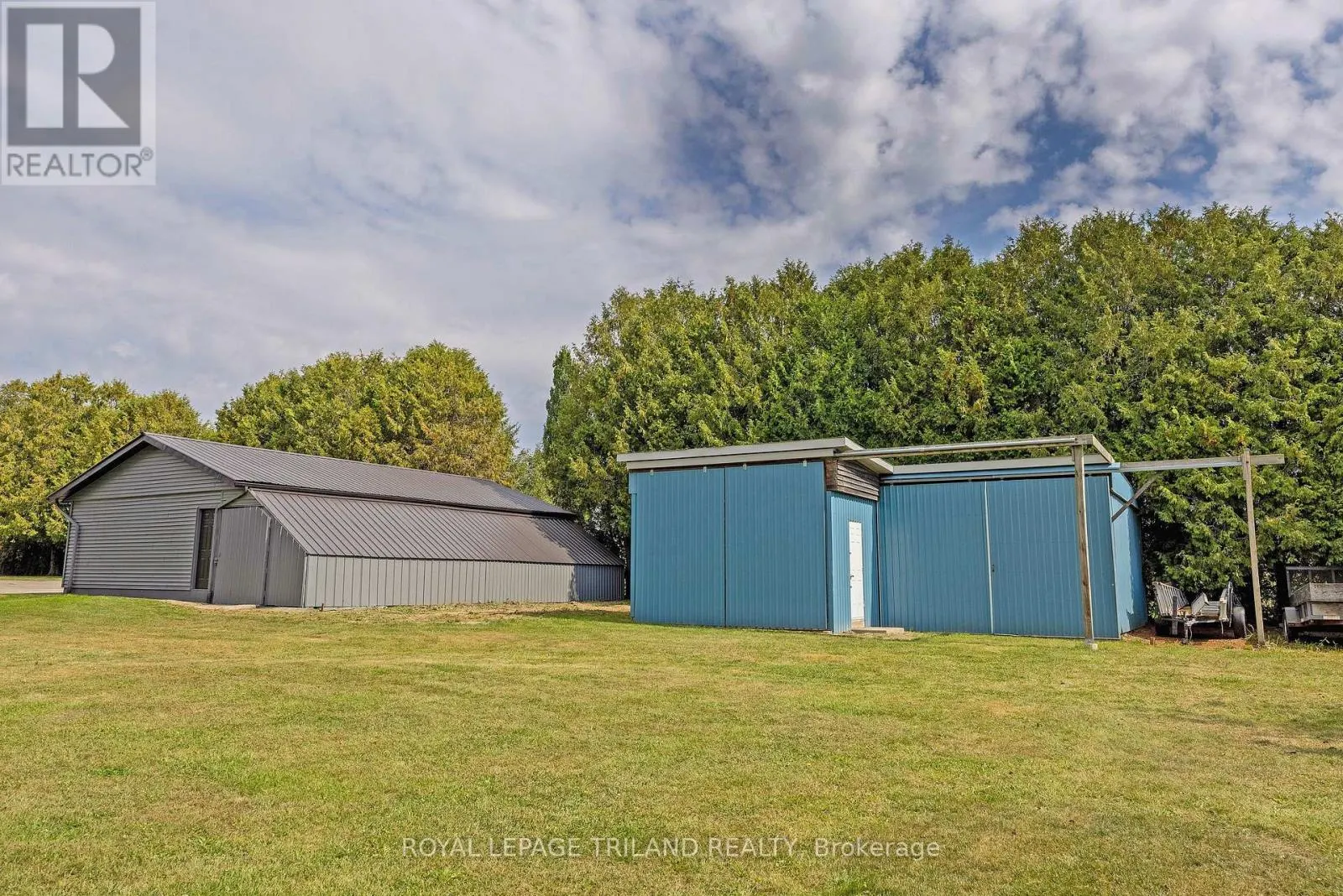 829 AVON DRIVE