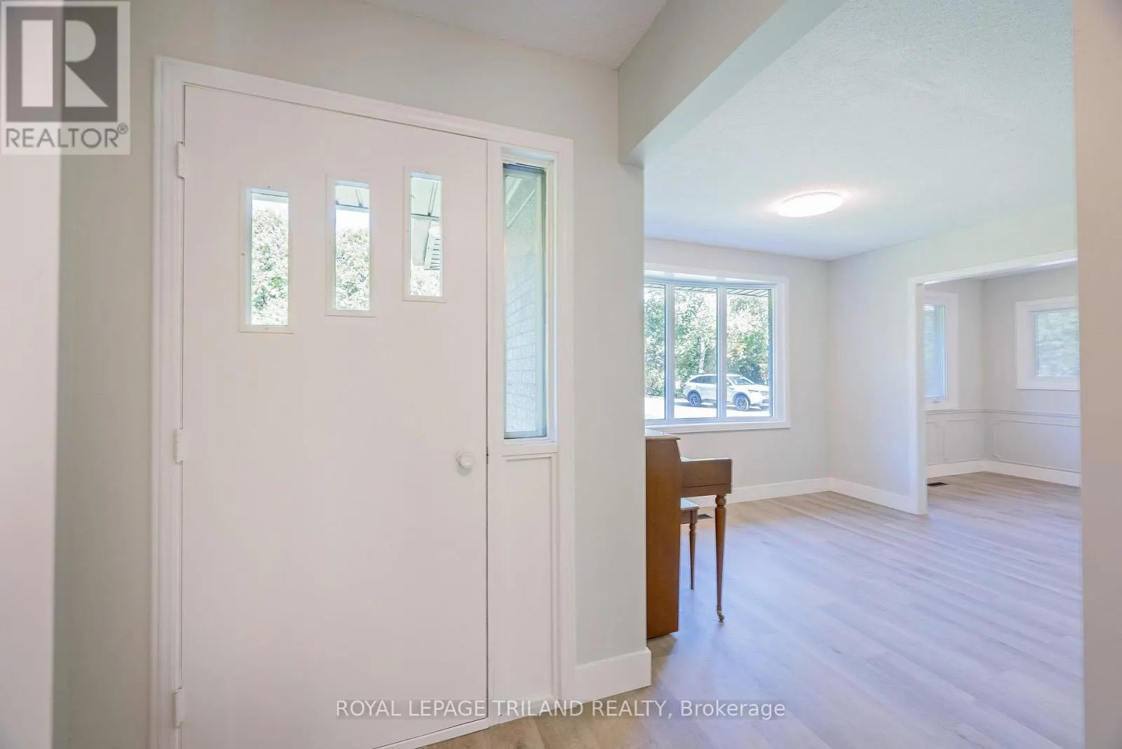 829 AVON DRIVE