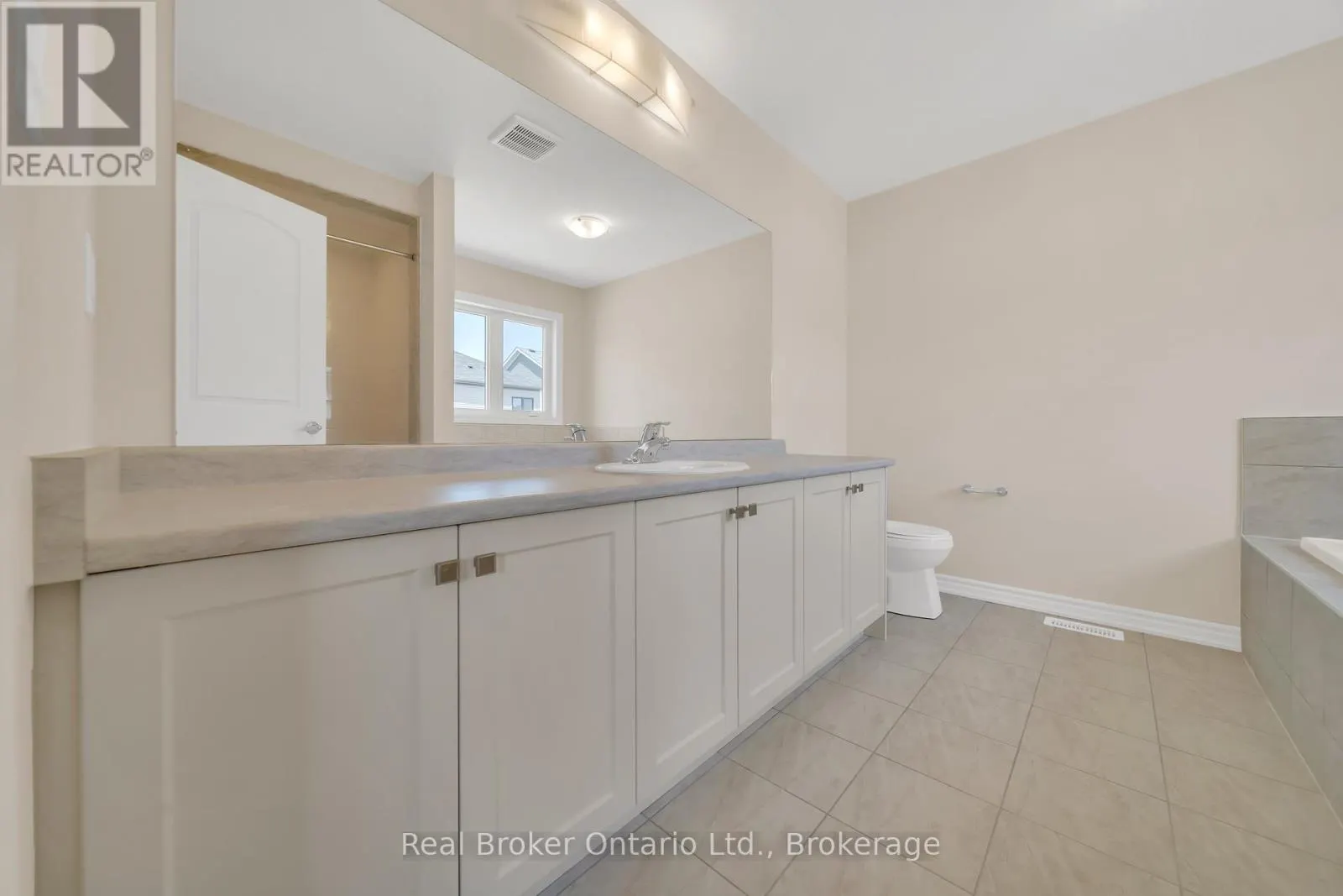 216 VANILLA TRAIL