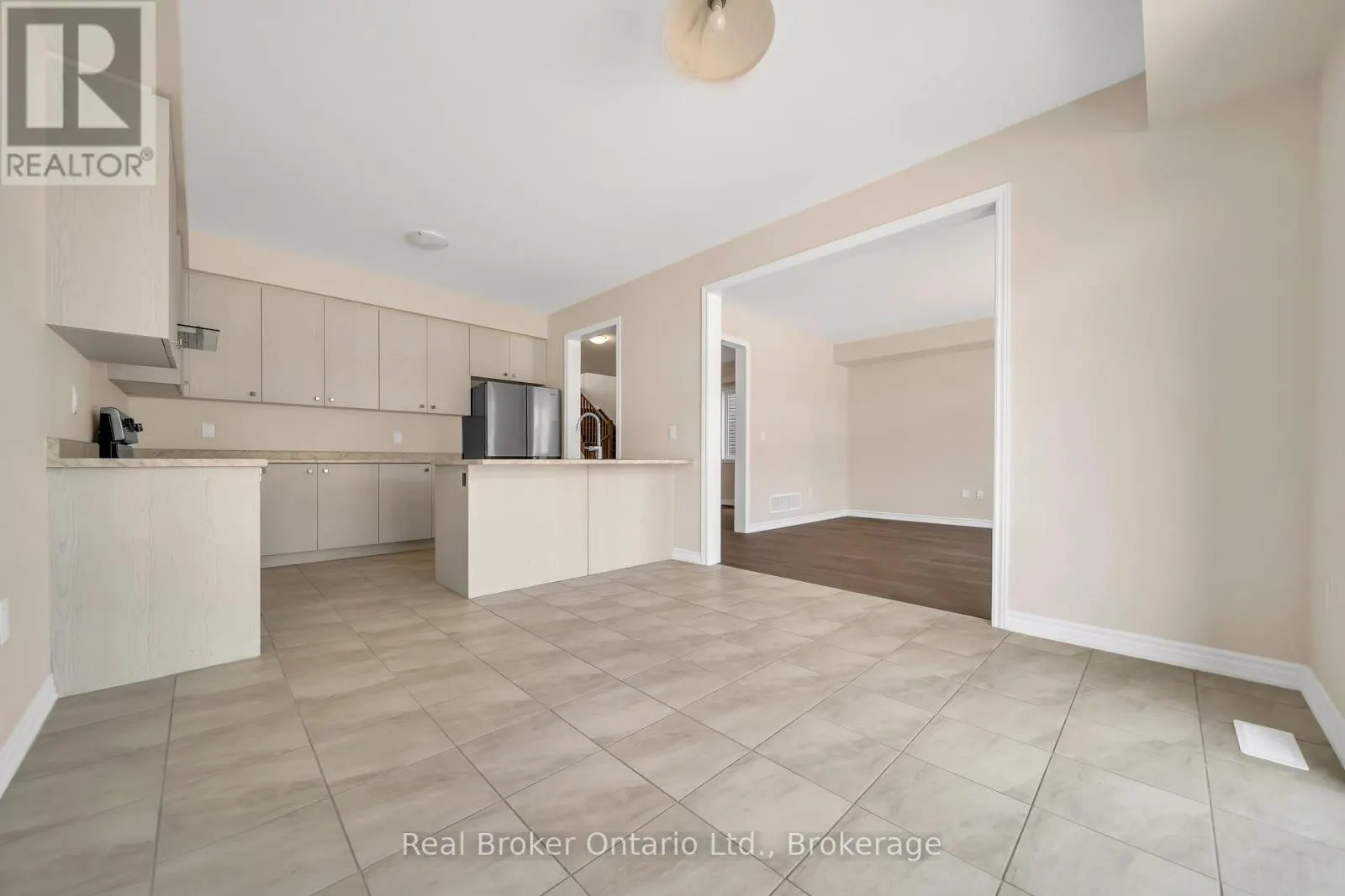216 VANILLA TRAIL