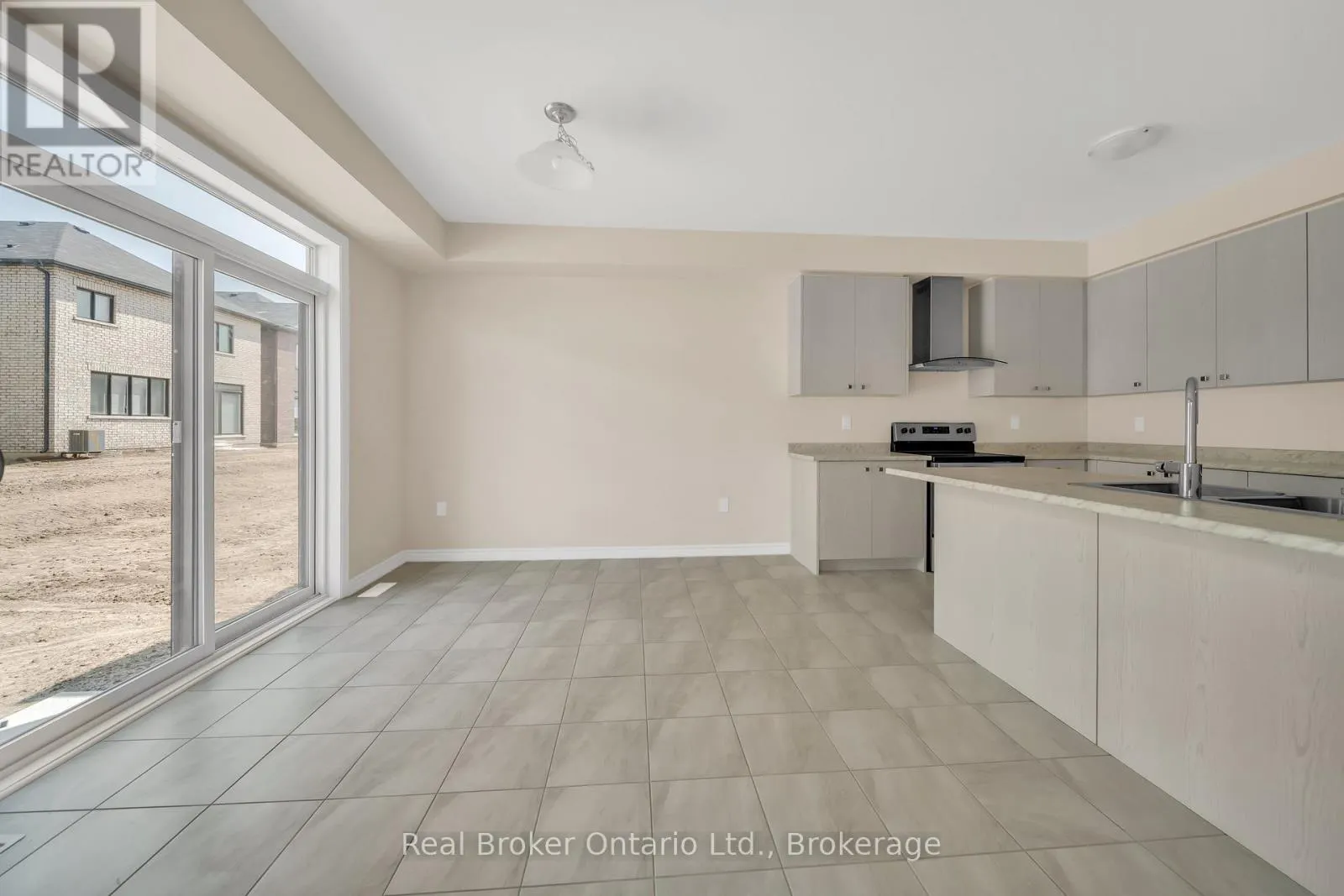 216 VANILLA TRAIL