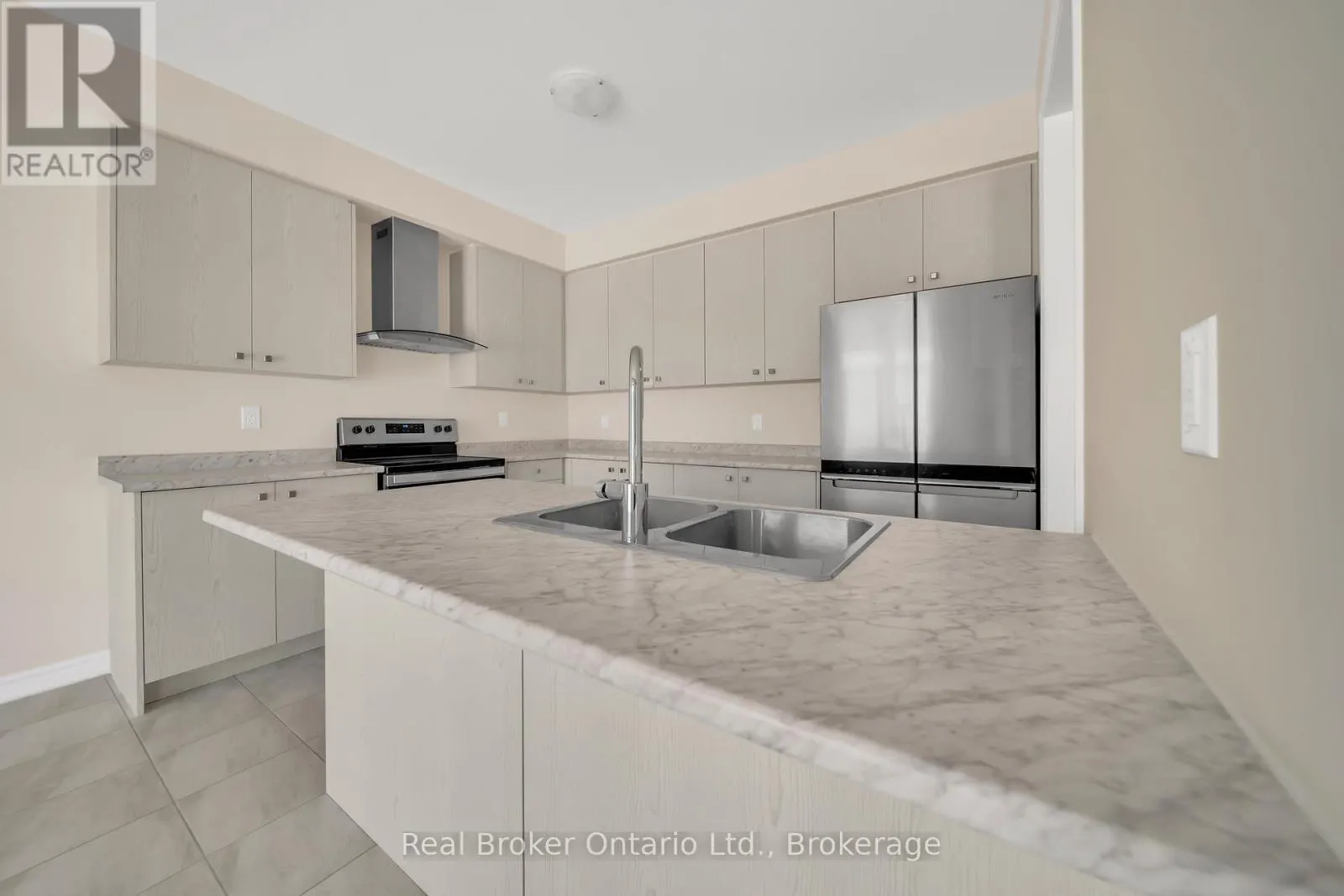 216 VANILLA TRAIL
