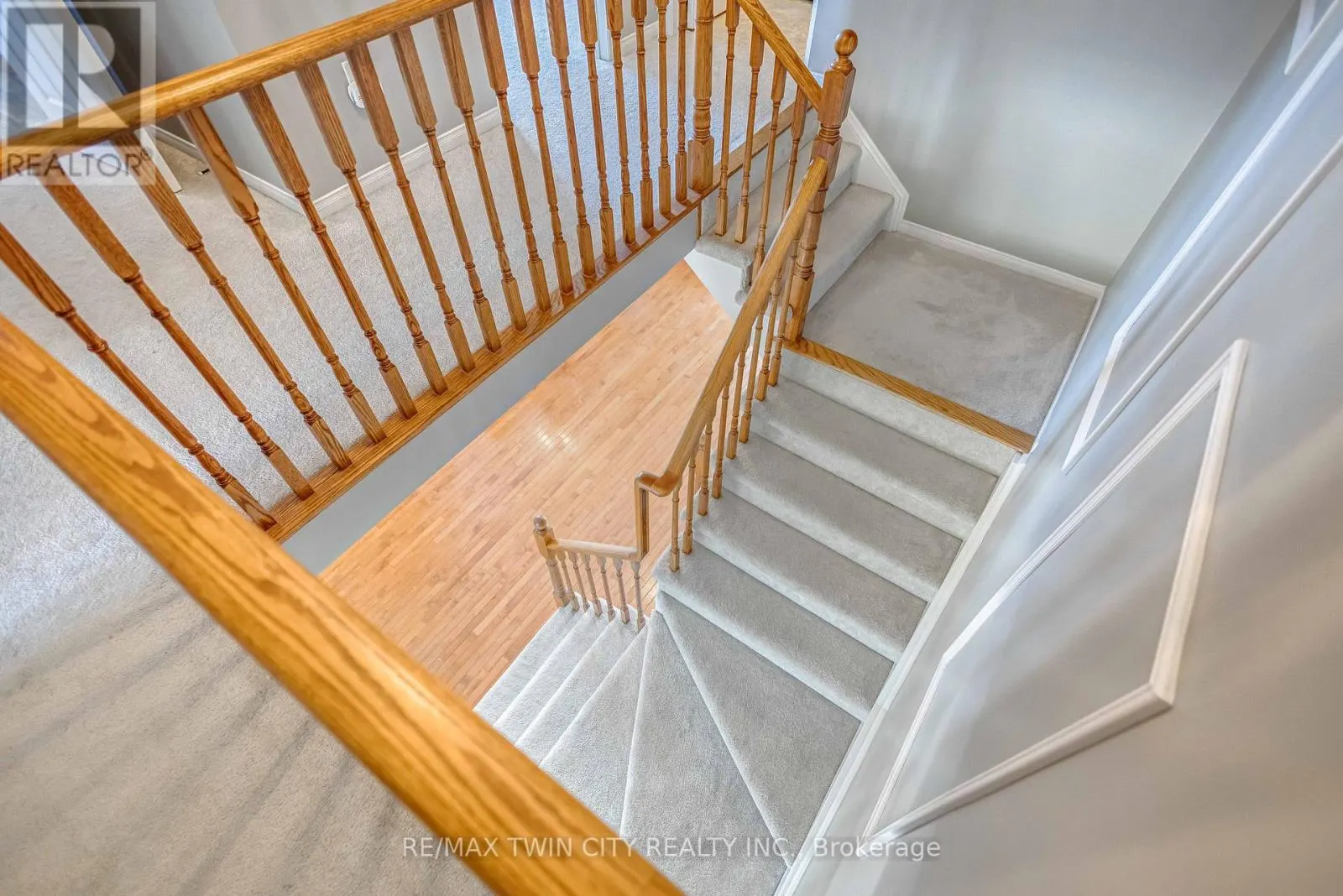 27 SHANTZ AVENUE