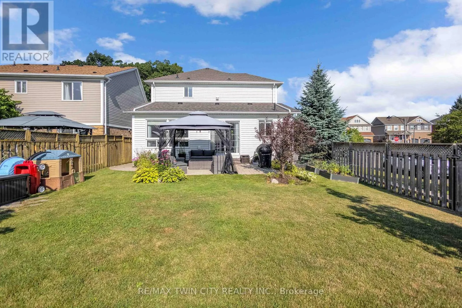 27 SHANTZ AVENUE
