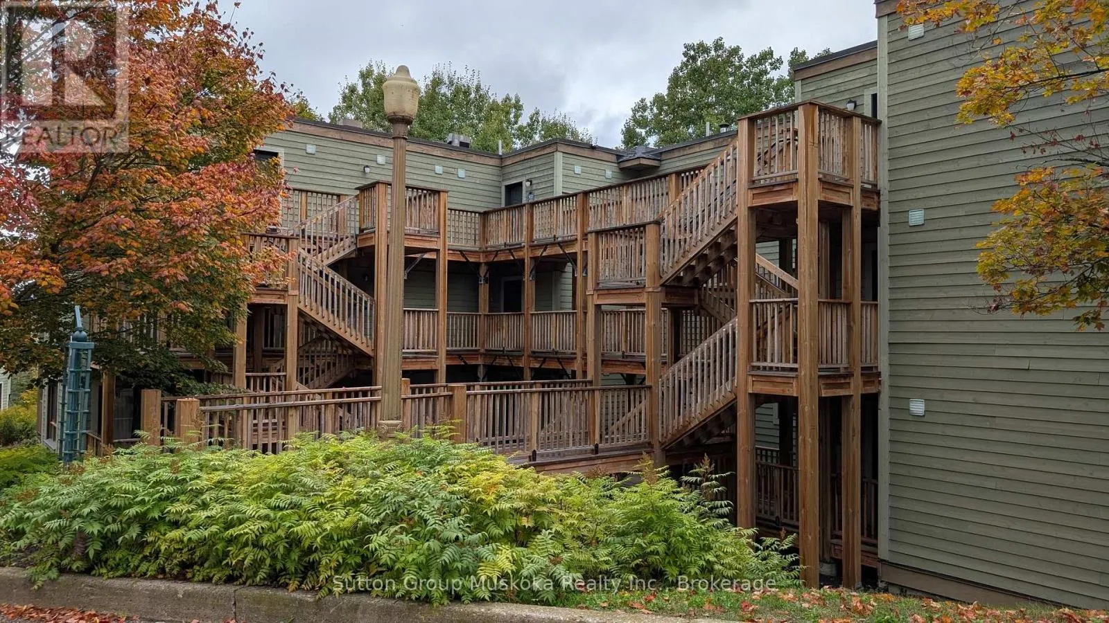 27-202 GOLFVIEW - DEERHURST RESORT DRIVE