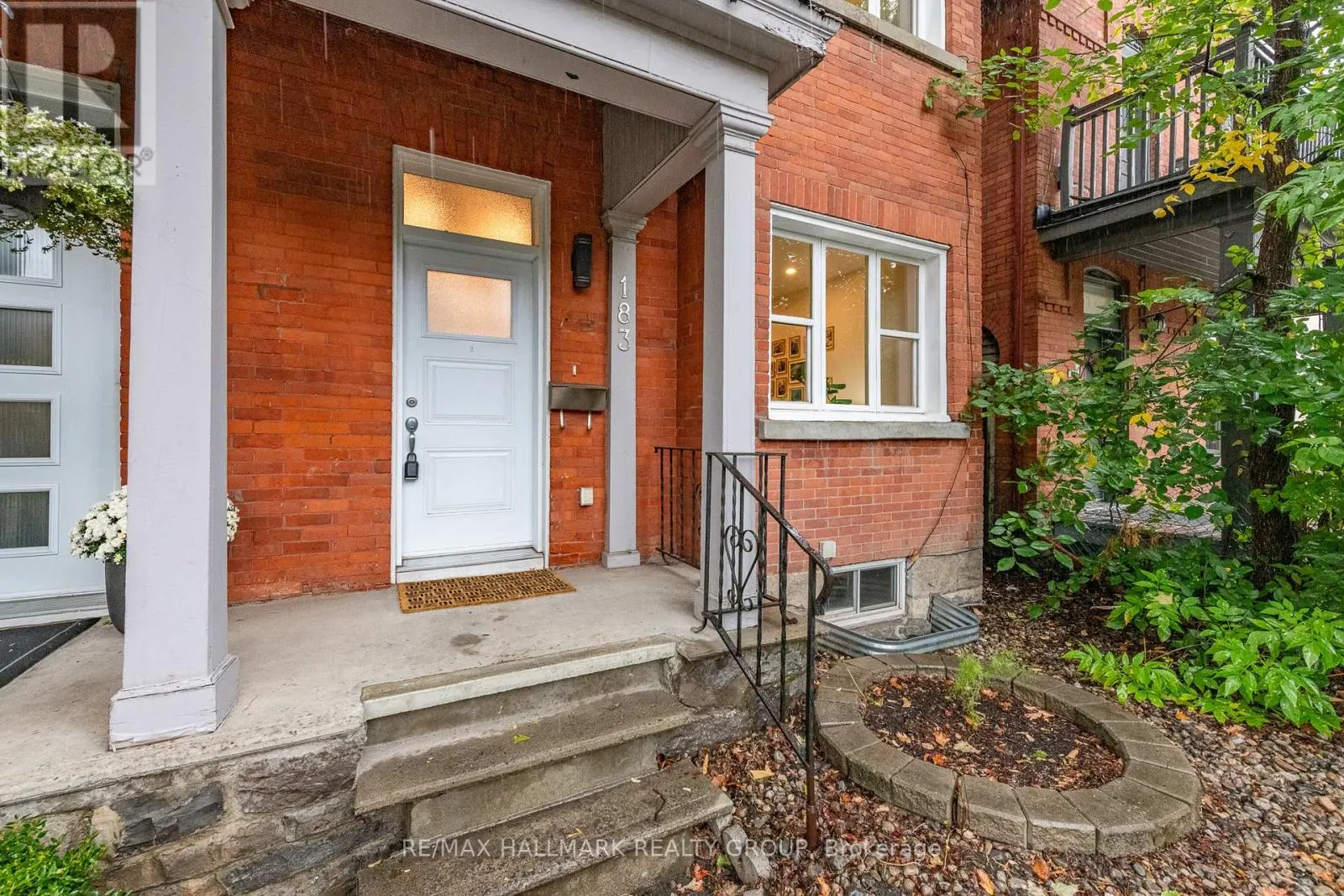 183 PRETORIA AVENUE