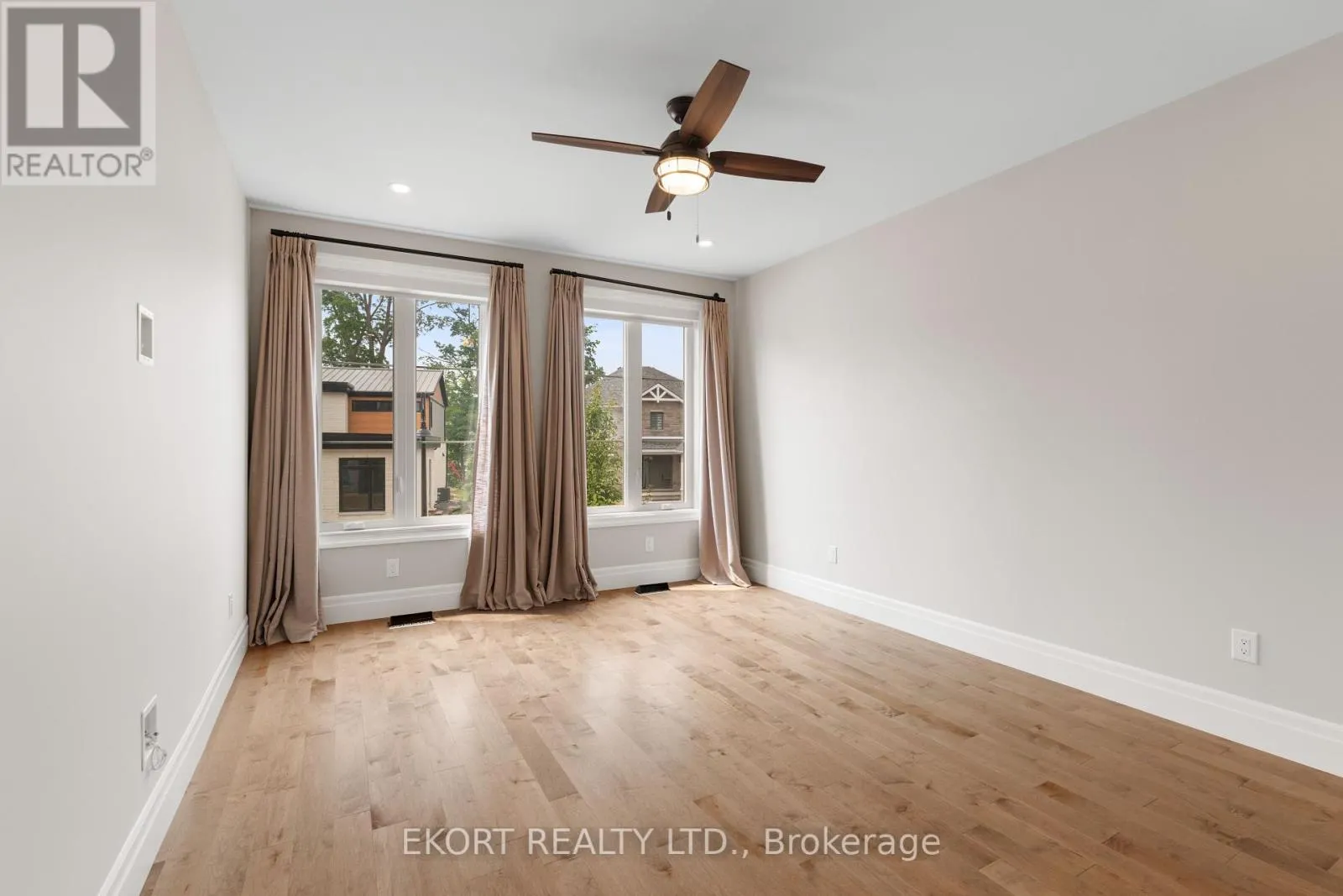 45 BENTLEY CRESCENT