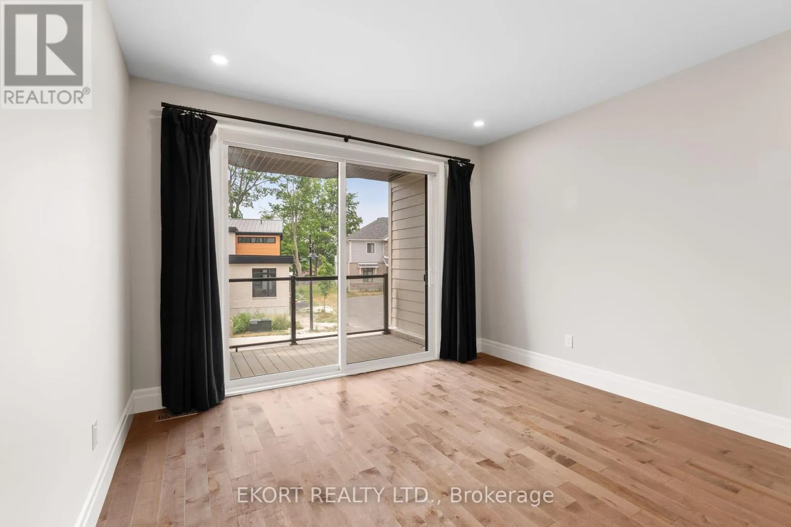 45 BENTLEY CRESCENT