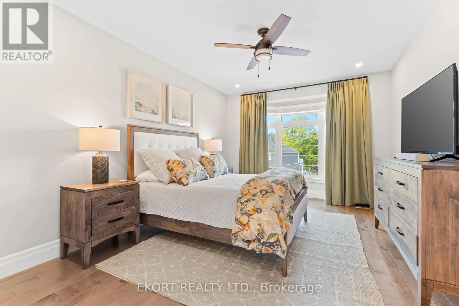 45 BENTLEY CRESCENT