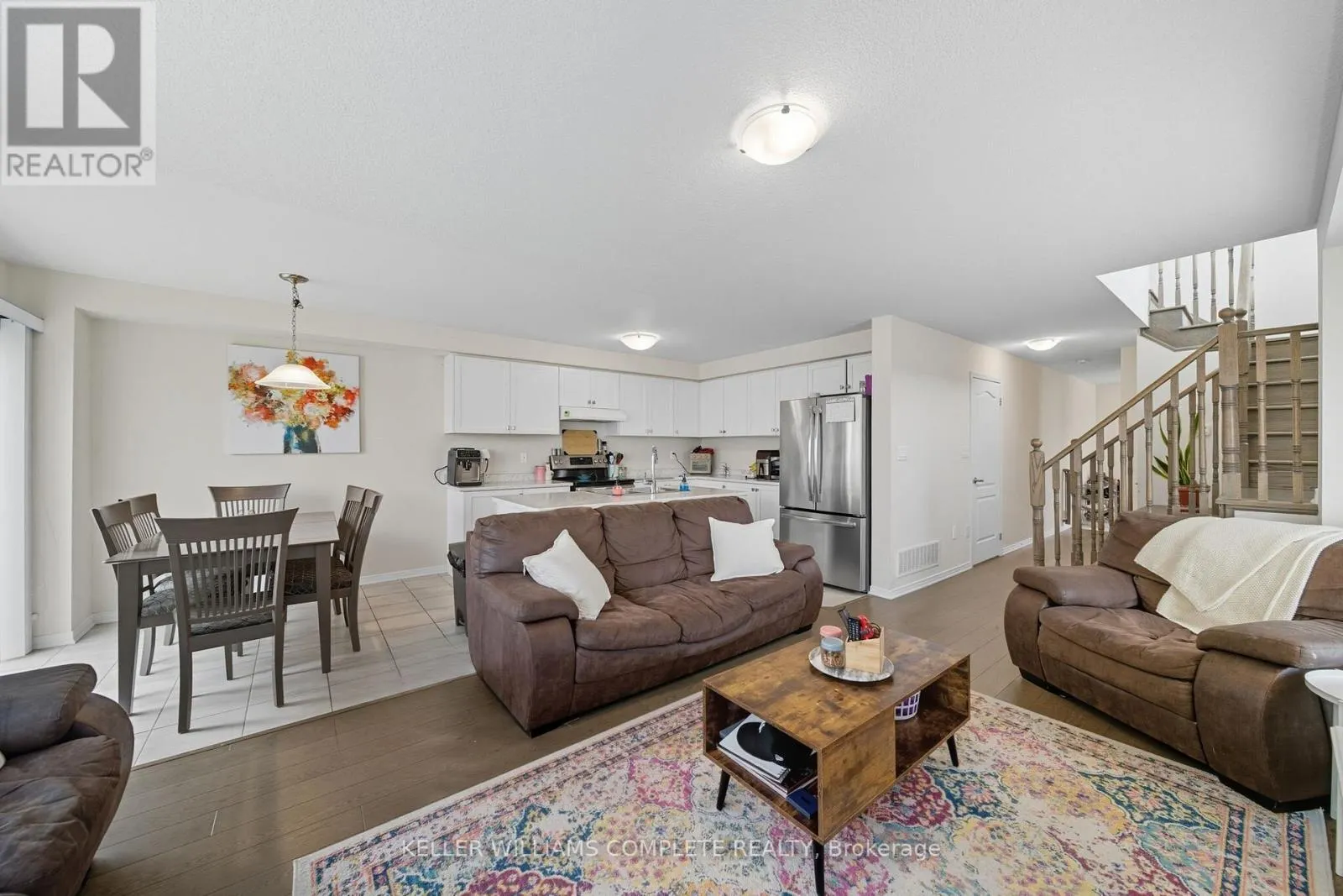 176 MACLACHLAN AVENUE