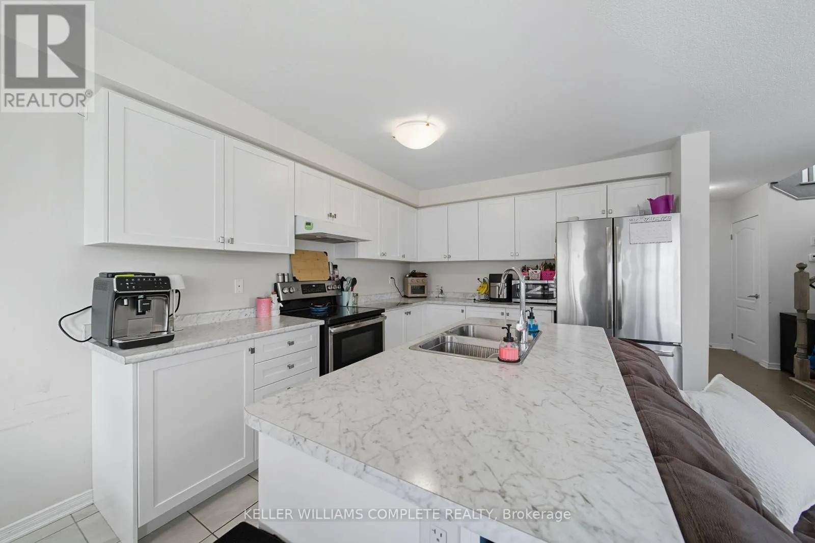 176 MACLACHLAN AVENUE