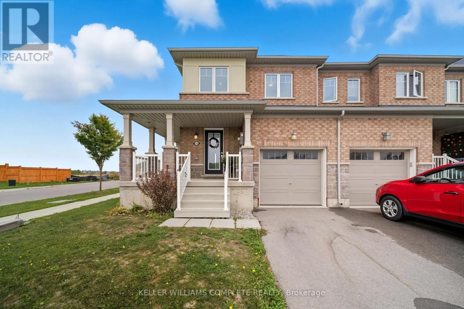 176 MACLACHLAN AVENUE