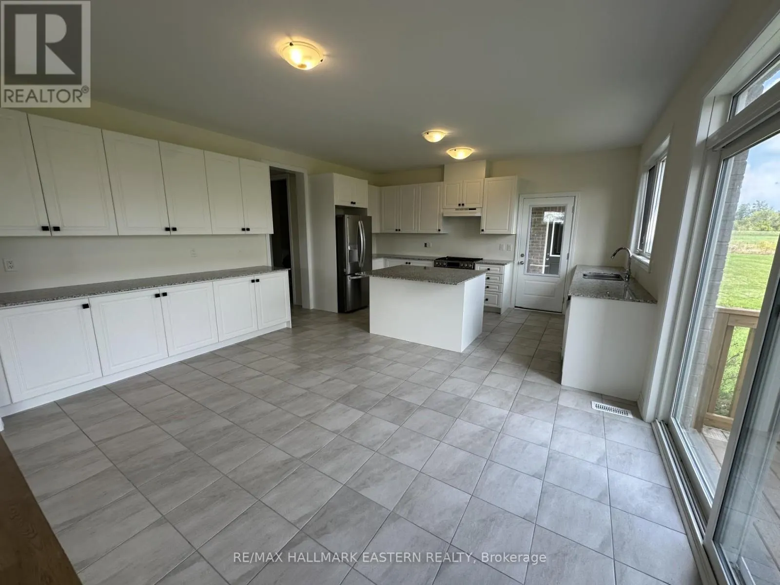 #28 - 94 GOLDEN MEADOWS DRIVE, ##28