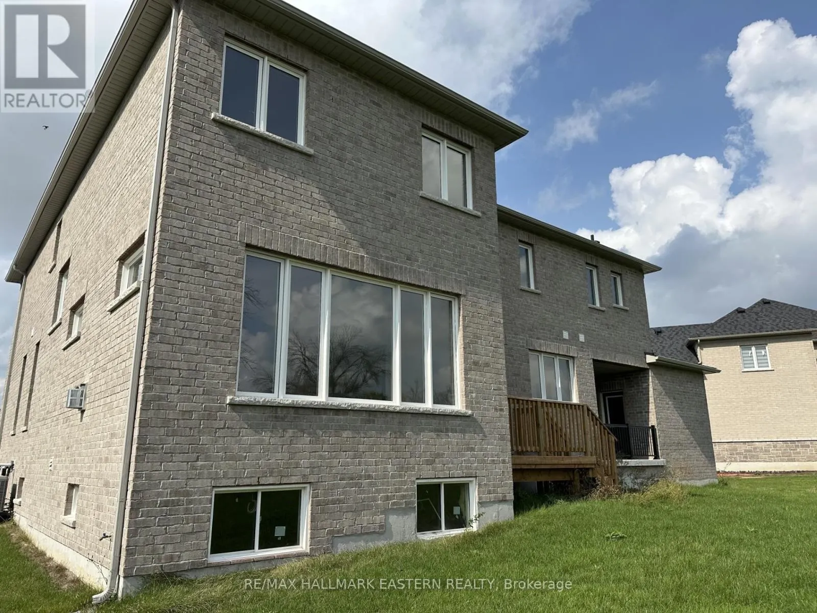 #28 - 94 GOLDEN MEADOWS DRIVE, ##28