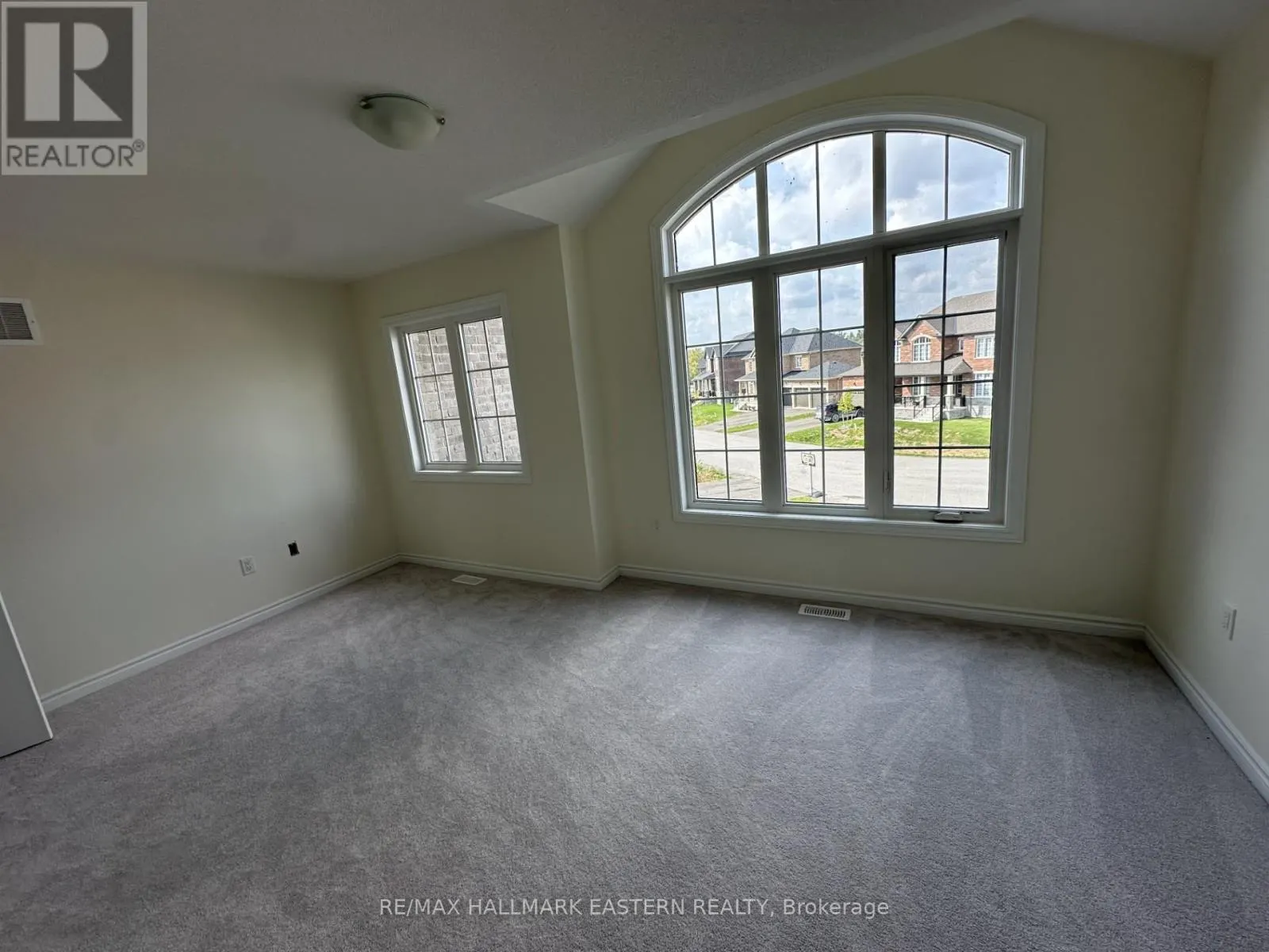 #28 - 94 GOLDEN MEADOWS DRIVE, ##28