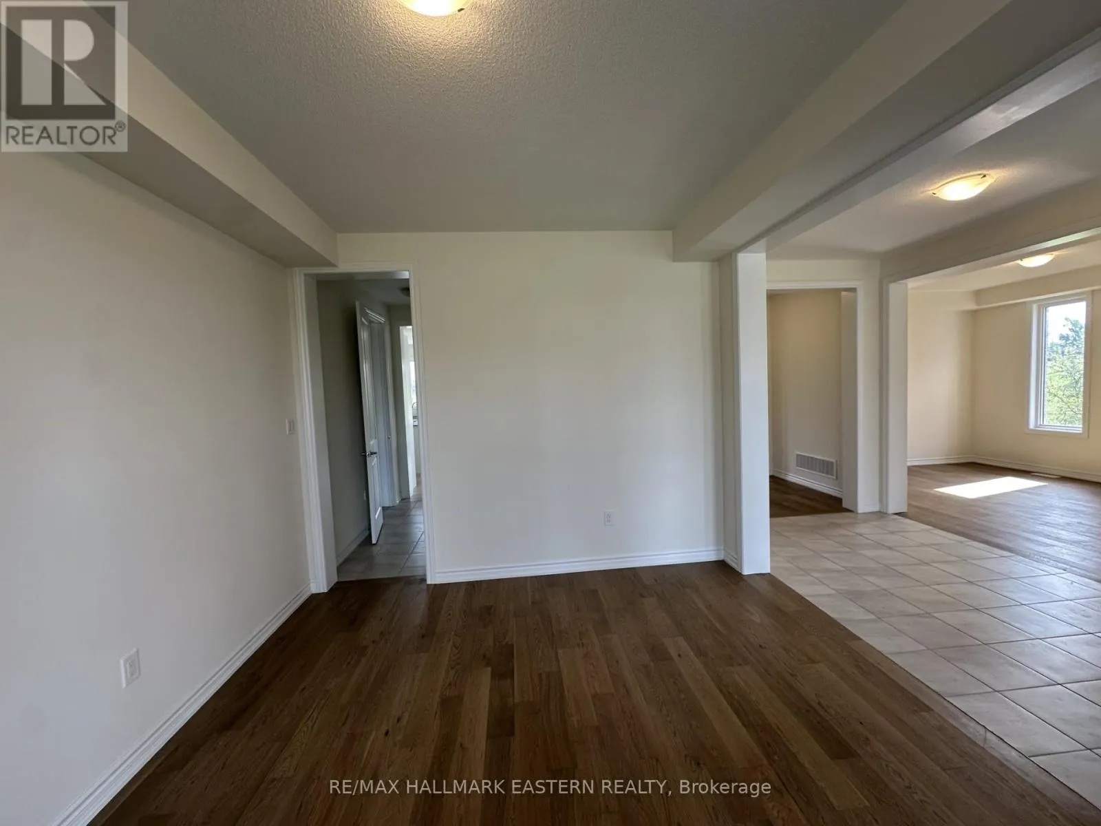 #28 - 94 GOLDEN MEADOWS DRIVE, ##28