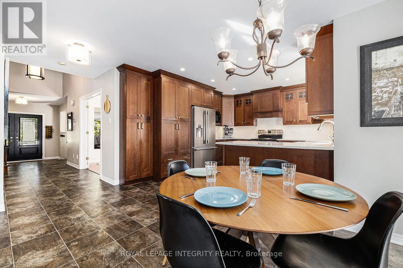 10 MAYBROOK PLACE