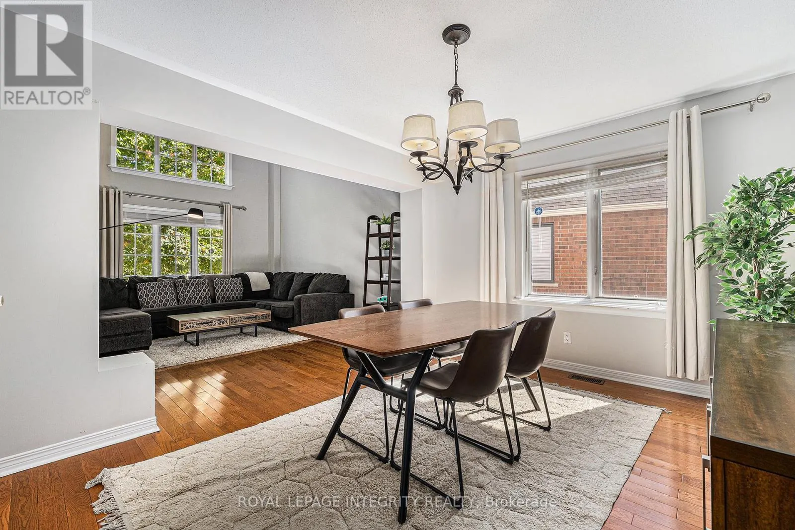 10 MAYBROOK PLACE