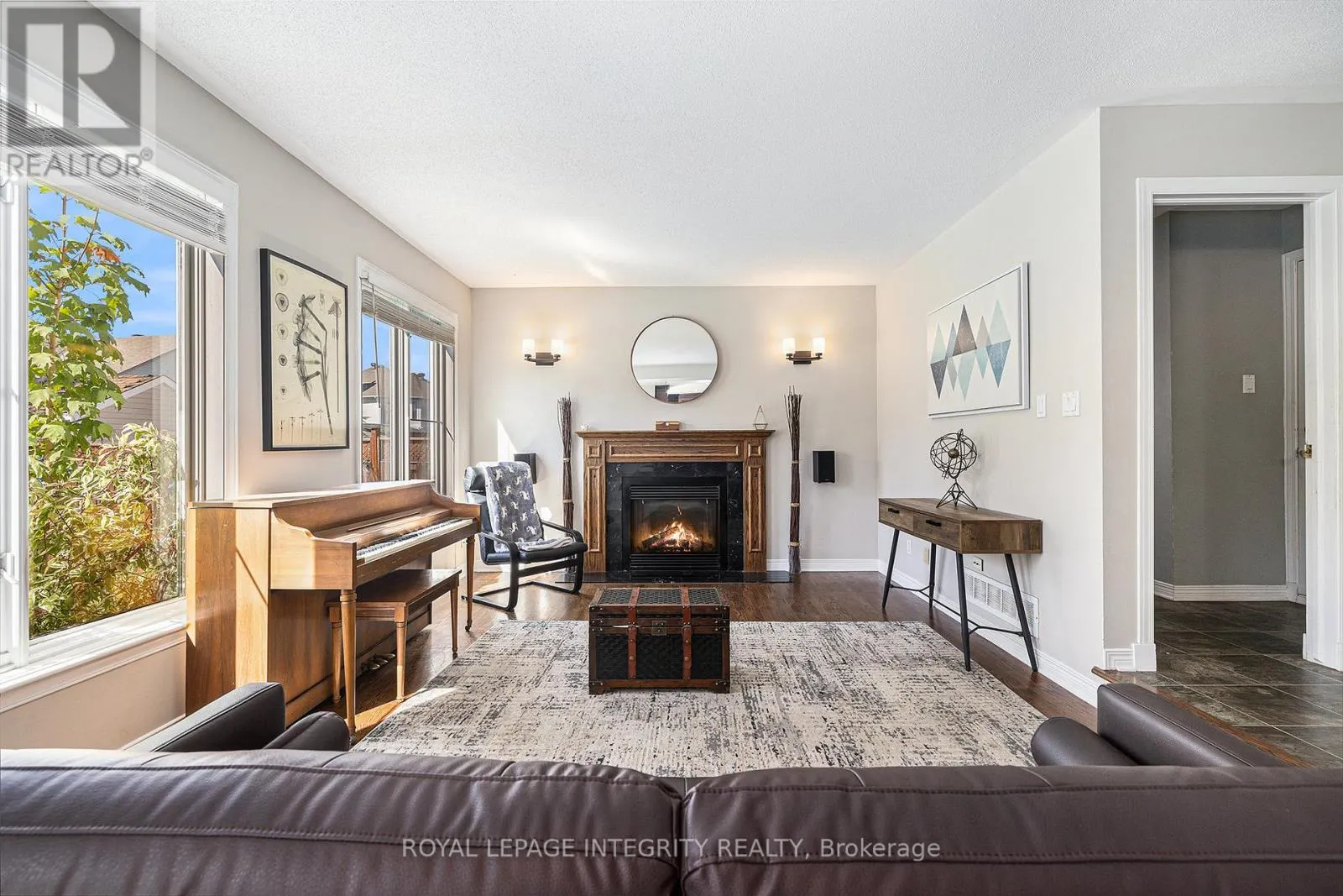 10 MAYBROOK PLACE