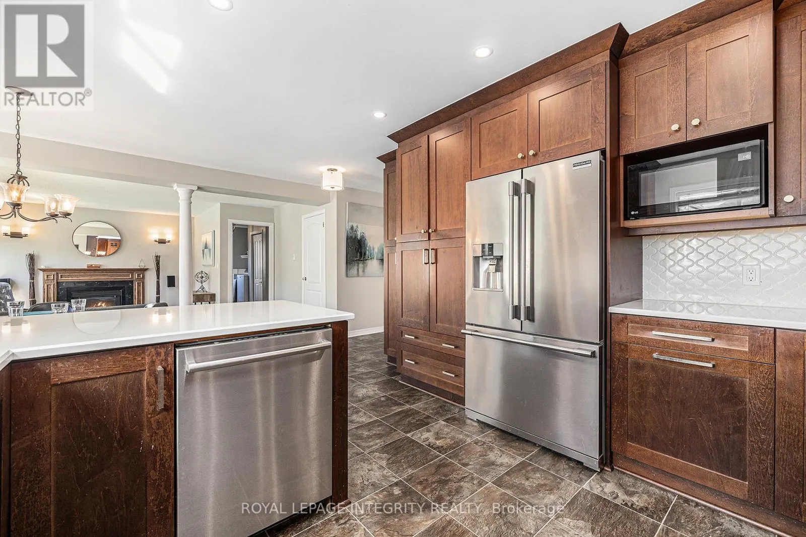 10 MAYBROOK PLACE