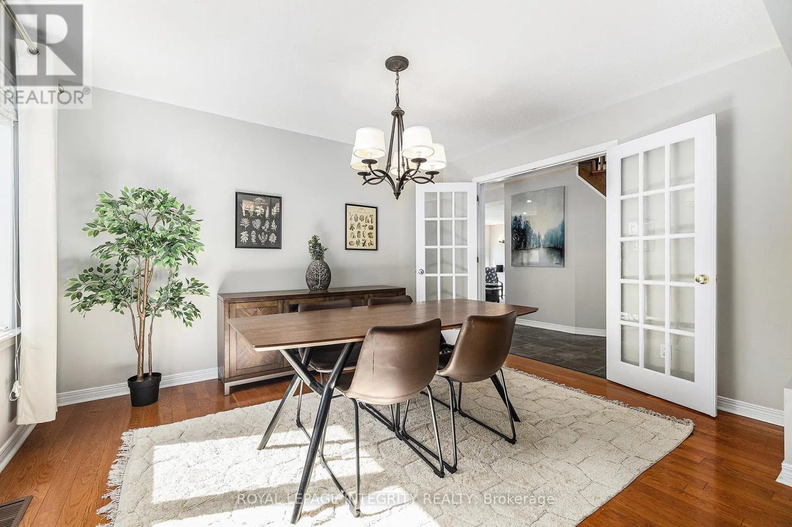 10 MAYBROOK PLACE