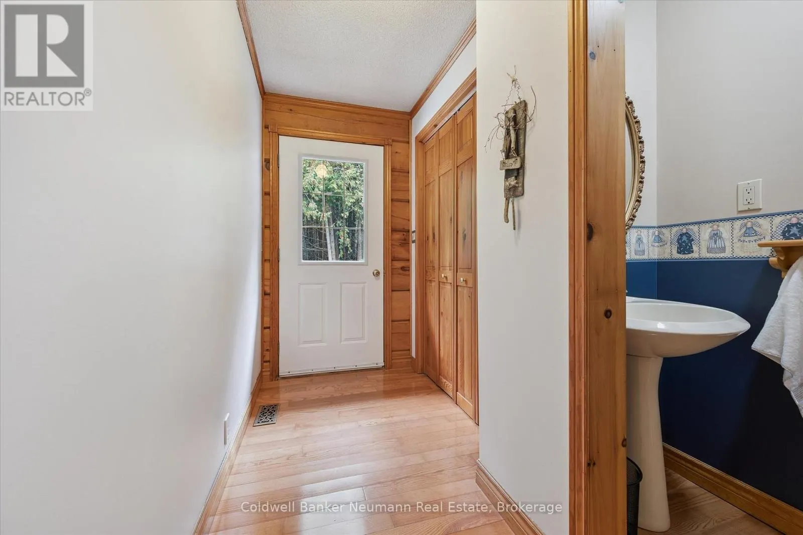 403277 GREY ROAD 4