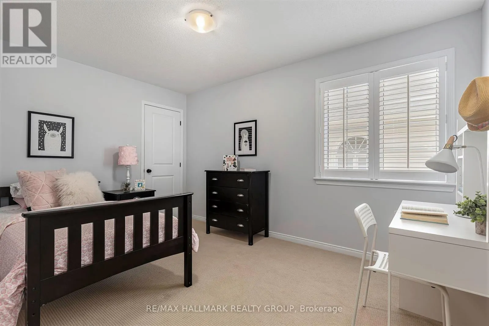 828 DALKENA PLACE