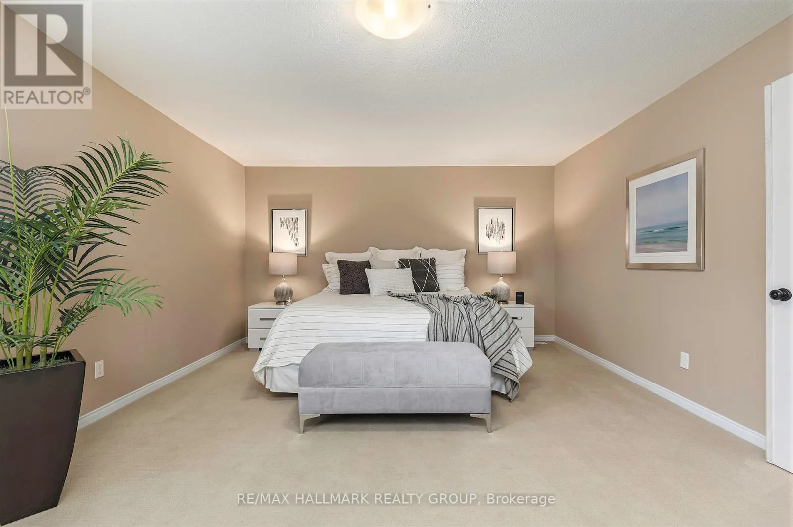 828 DALKENA PLACE
