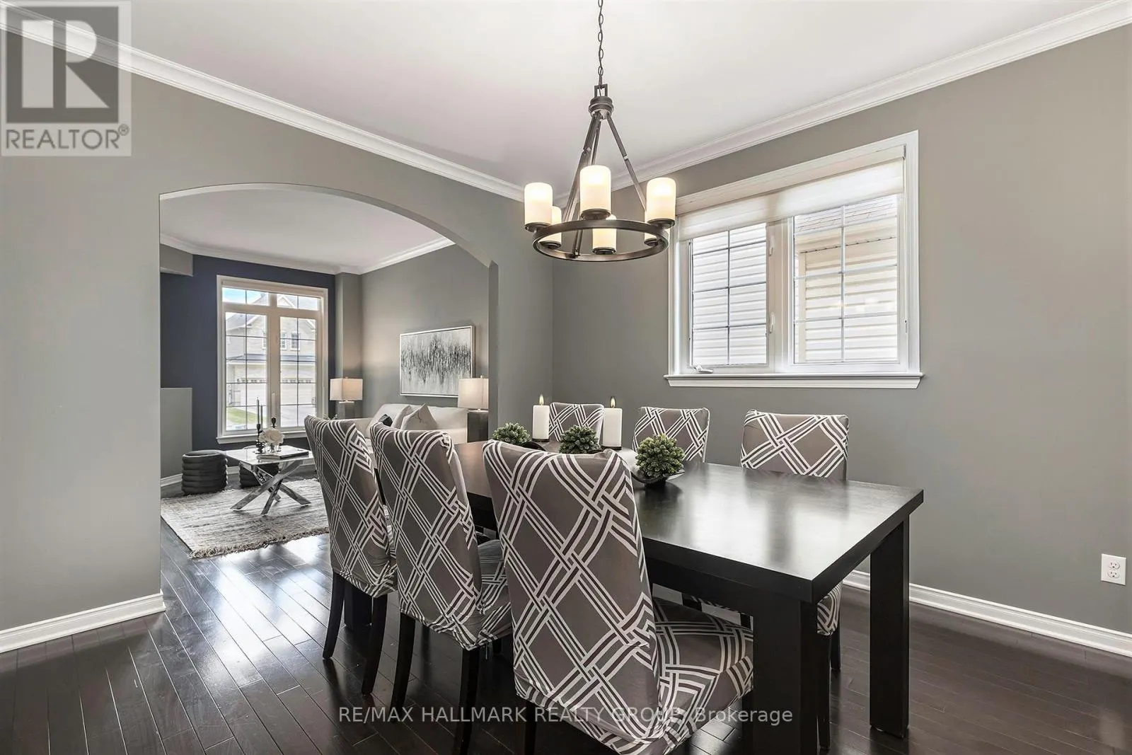 828 DALKENA PLACE