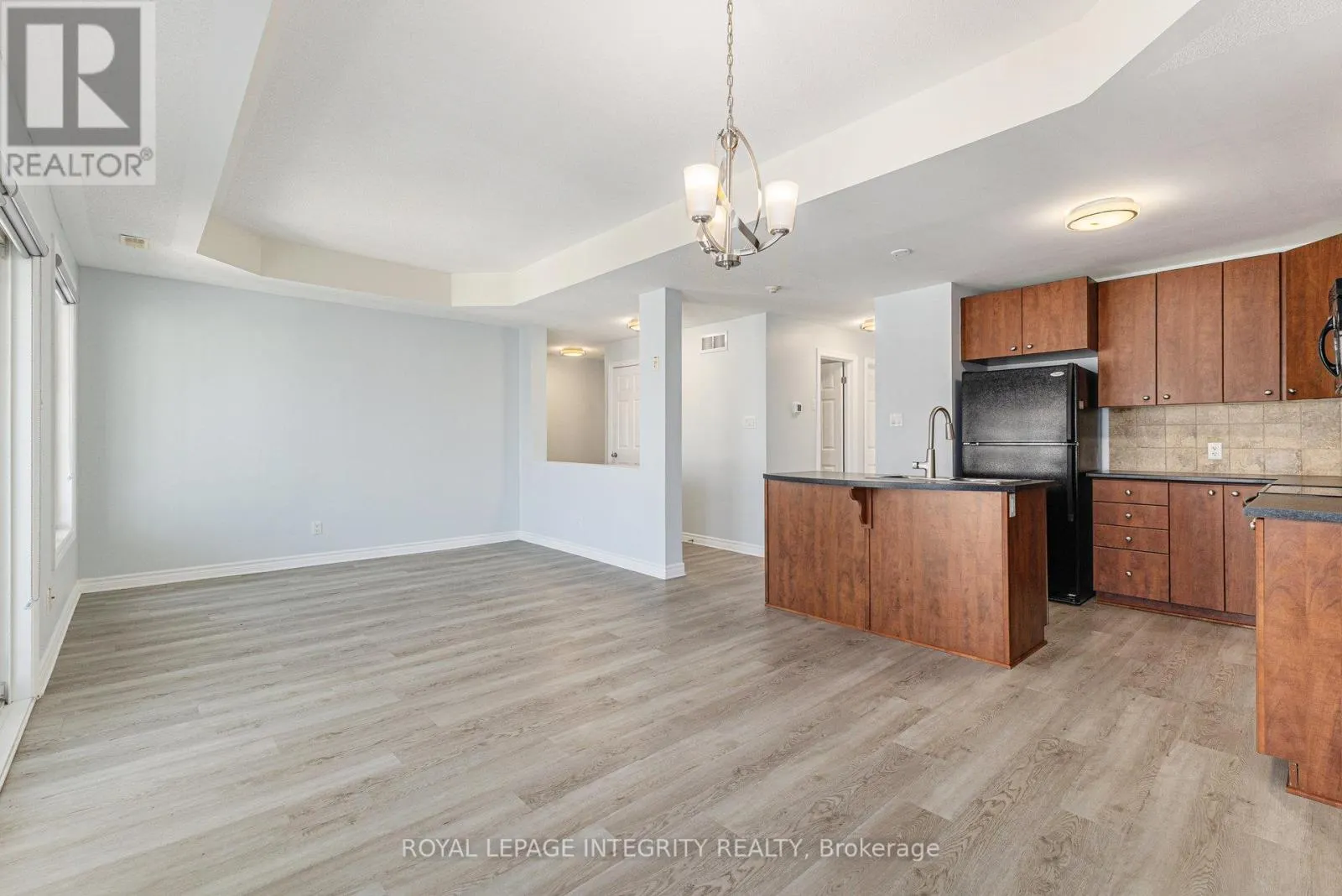 8 - 188 PASEO PRIVATE
