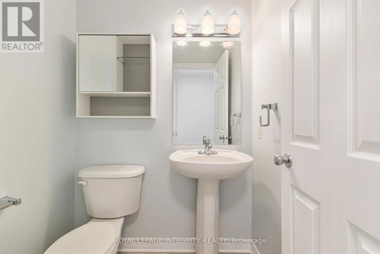 8 - 188 PASEO PRIVATE