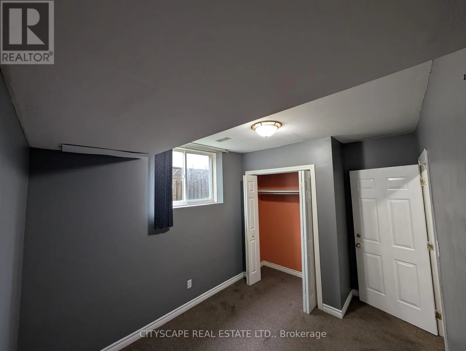LOWER - 17 KELLY COURT