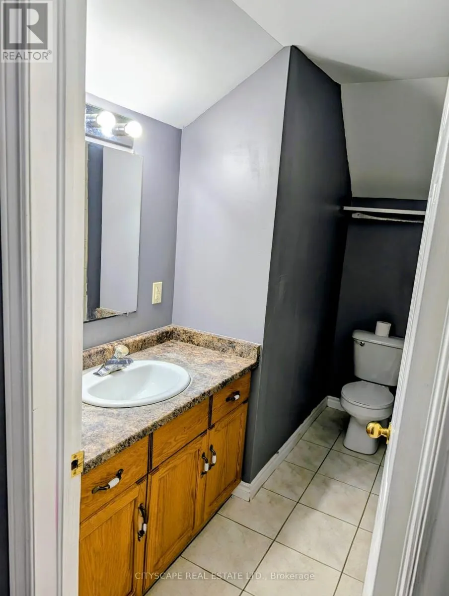 LOWER - 17 KELLY COURT