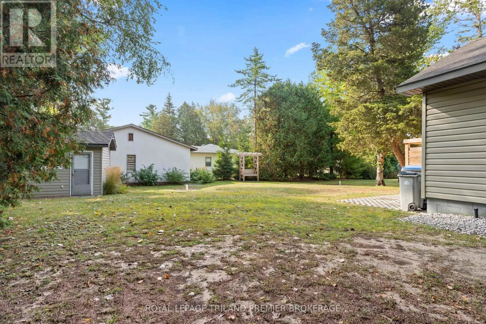 9632 BEACHWAY DRIVE
